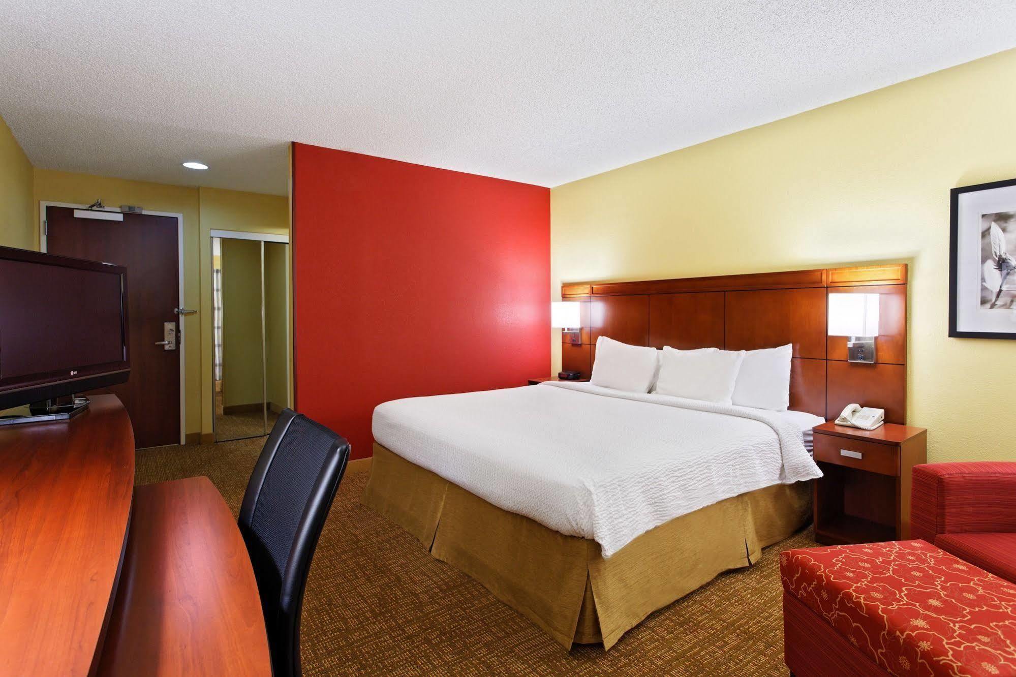 Heritage Place Houston Brookhollow Экстерьер фото